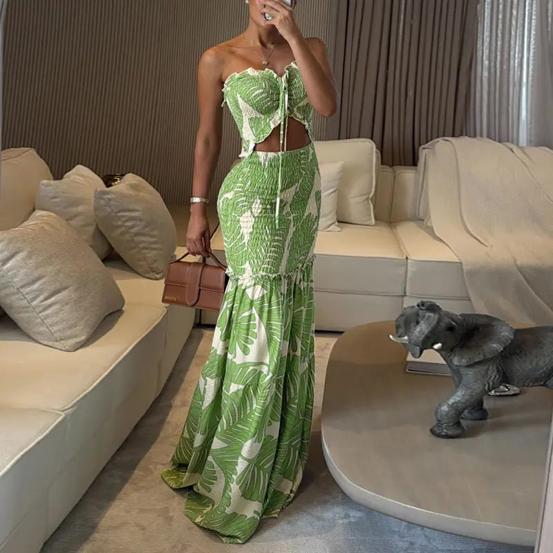 Maxikleid – Tropical Floral mit Smok-Bund - Lifestyle