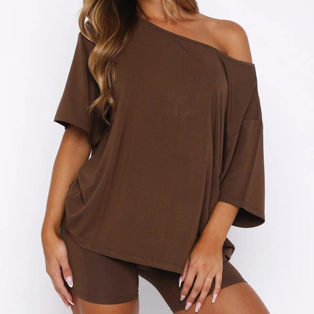 Loungewear-Set – Off-Shoulder Top &amp; Shorts - Brown